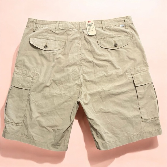 NWT Levi's Carrier Cargo Shorts Men's Size 40 True Chino - Picture 2 of 7